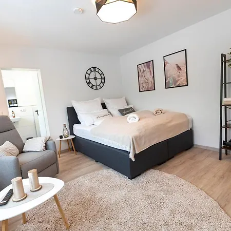 Business Fuer 2 - Kueche - Parkplatz - Netflix *