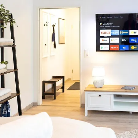 Business Fuer 2 - Kueche - Parkplatz - Netflix Appartement *